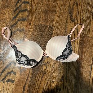 Victoria’s Secret Bombshell Bra - Pink and Black, 32B